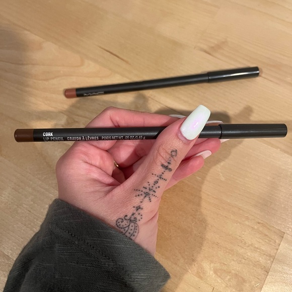 TWO MAC lipliners Cork & Stripdown - Picture 3 of 4